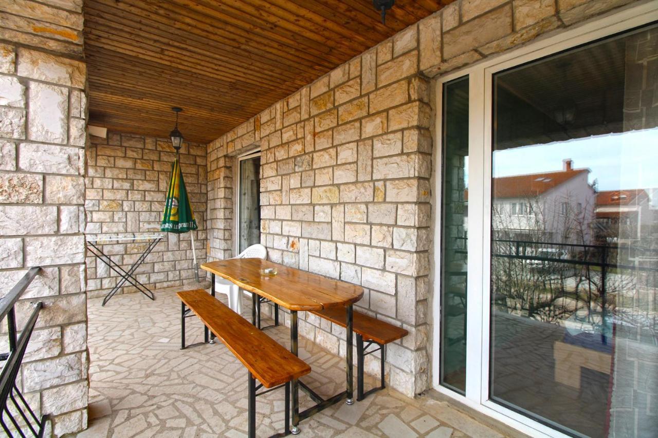 Apartments Matilda 1954 Fažana Exterior foto